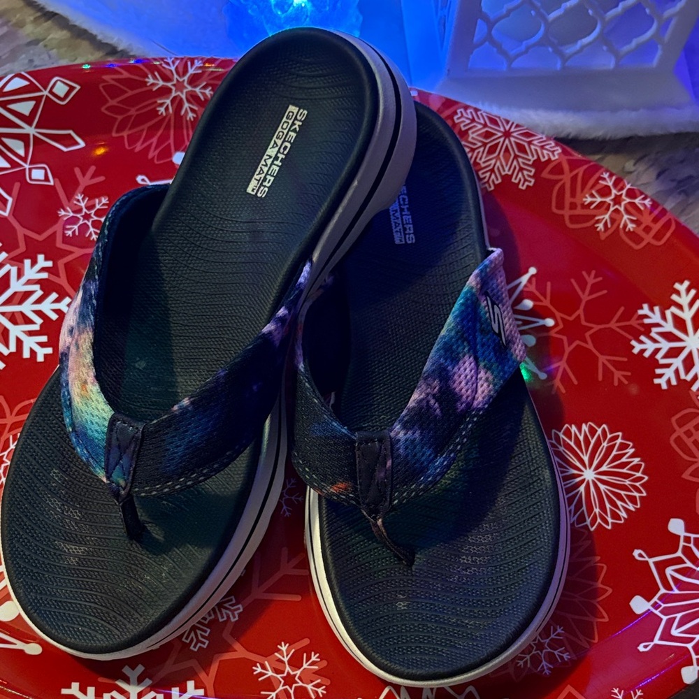 Skechers Kids' Blue and Pink Flip Flops - Picture 9 of 9